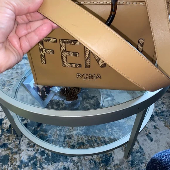 Fendi Sunshine Medium Tote - Picture 8 of 12